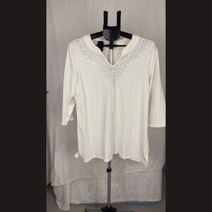 Leo & Nicole Women’s White Shirt Size L Bedazzled Collar Elegant Blouse